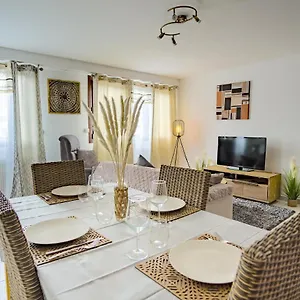 15 Rhone Beau T2 Avec Parking Gratuit Apartamento